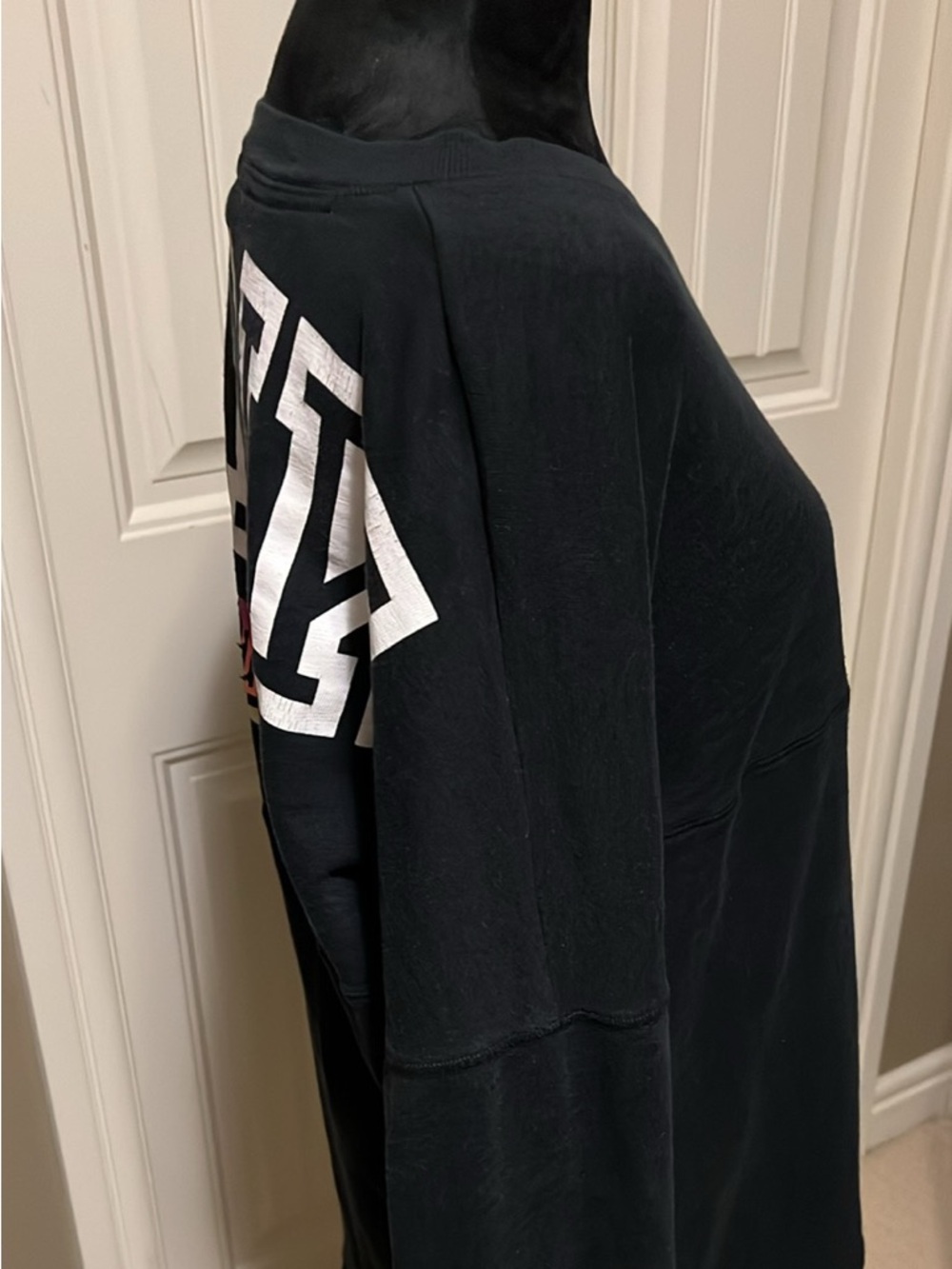PINK Victoria's Secret Navy Crewneck Sweatshirt with Dog Logo